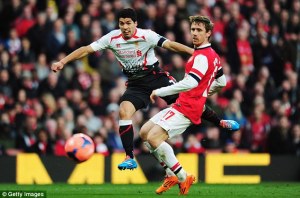 article-2560552-1B8C87CB00000578-392_634x419