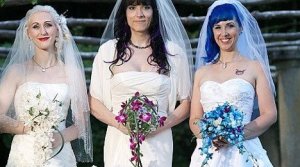 trioginaikes1_276466811