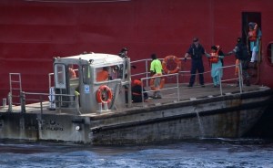 a_040811genarrivals17_19t4p6t-19t4pcv