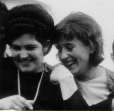 ΝΕΕΣ ΚΟΠΕΛΕΣ