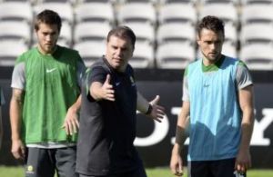postecoglou%20brazil%20training