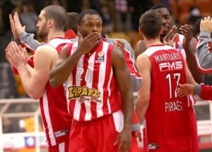 olympiakos_nizhny_390_1004