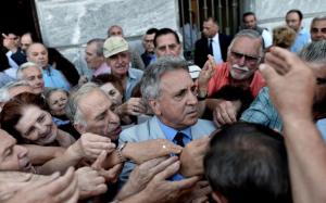 pensioners_bank_manager-thumb-large