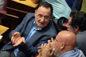 22Greece-web-master675