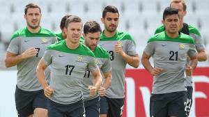 MELBOURNE, AUSTRALIA - JANUARY 05:  Australian players run laps during an Australian Socceroos training session at Lakeside Stadium on January 5, 2015 in Melbourne, Australia.  (Photo by Robert Cianflone/Getty Images)