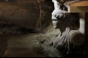 amphipolis-caryatids-e1410616841557